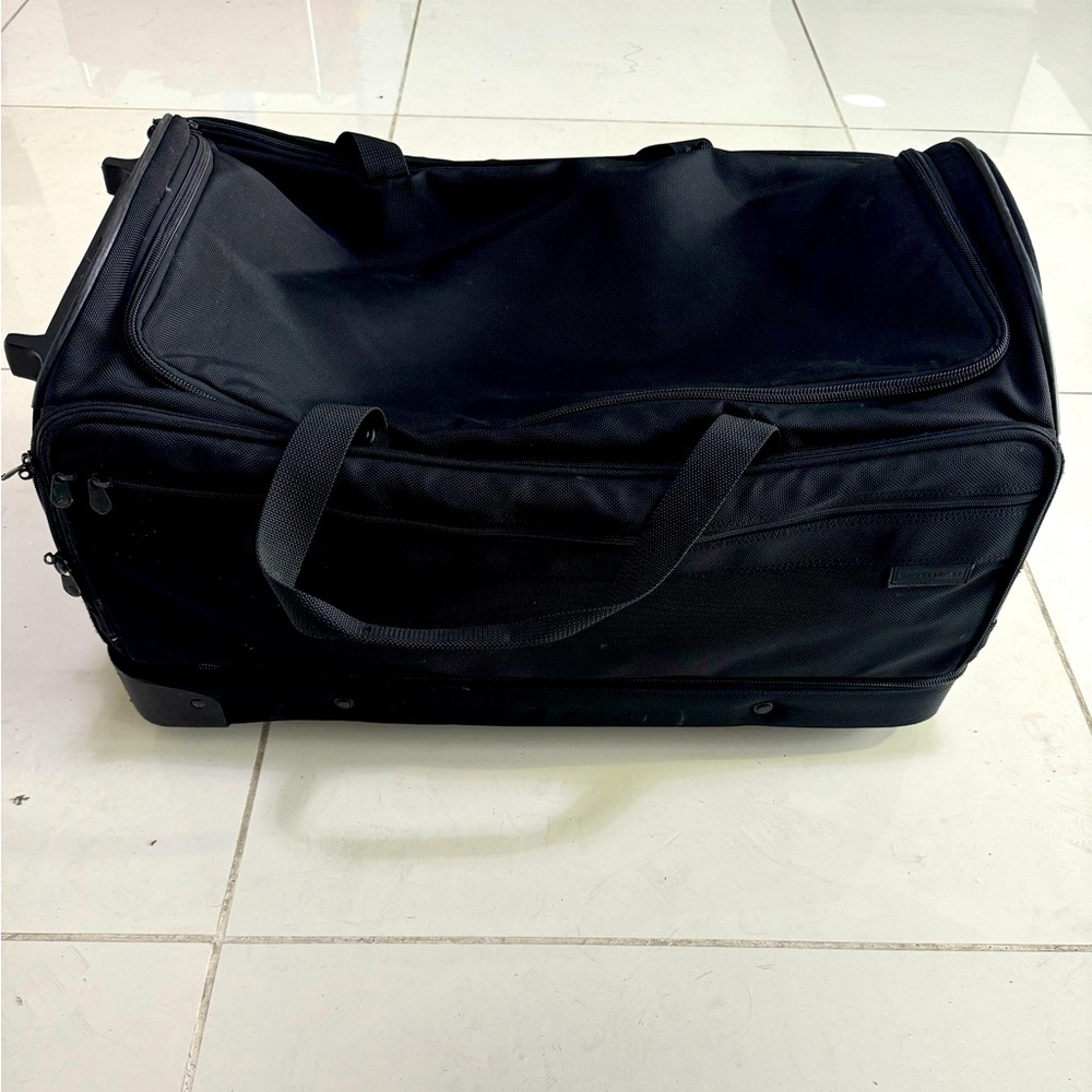 Briggs and Riley Check on Large Duffel Suitcase